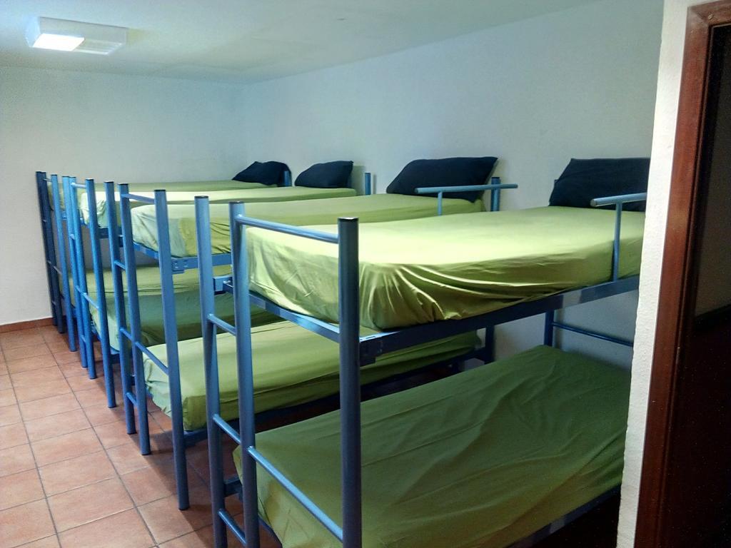 Albergue De Canfranc Estacion Pokoj fotografie