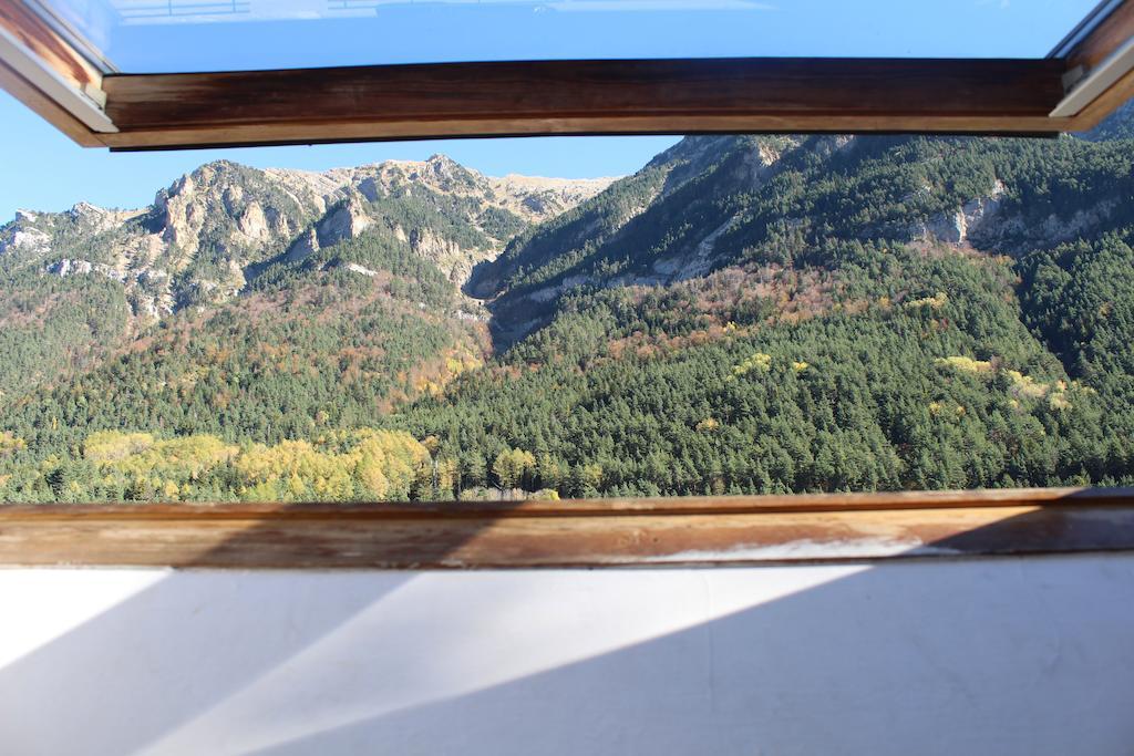 Albergue De Canfranc Estacion Pokoj fotografie