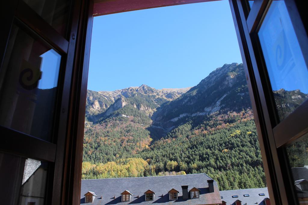 Albergue De Canfranc Estacion Pokoj fotografie