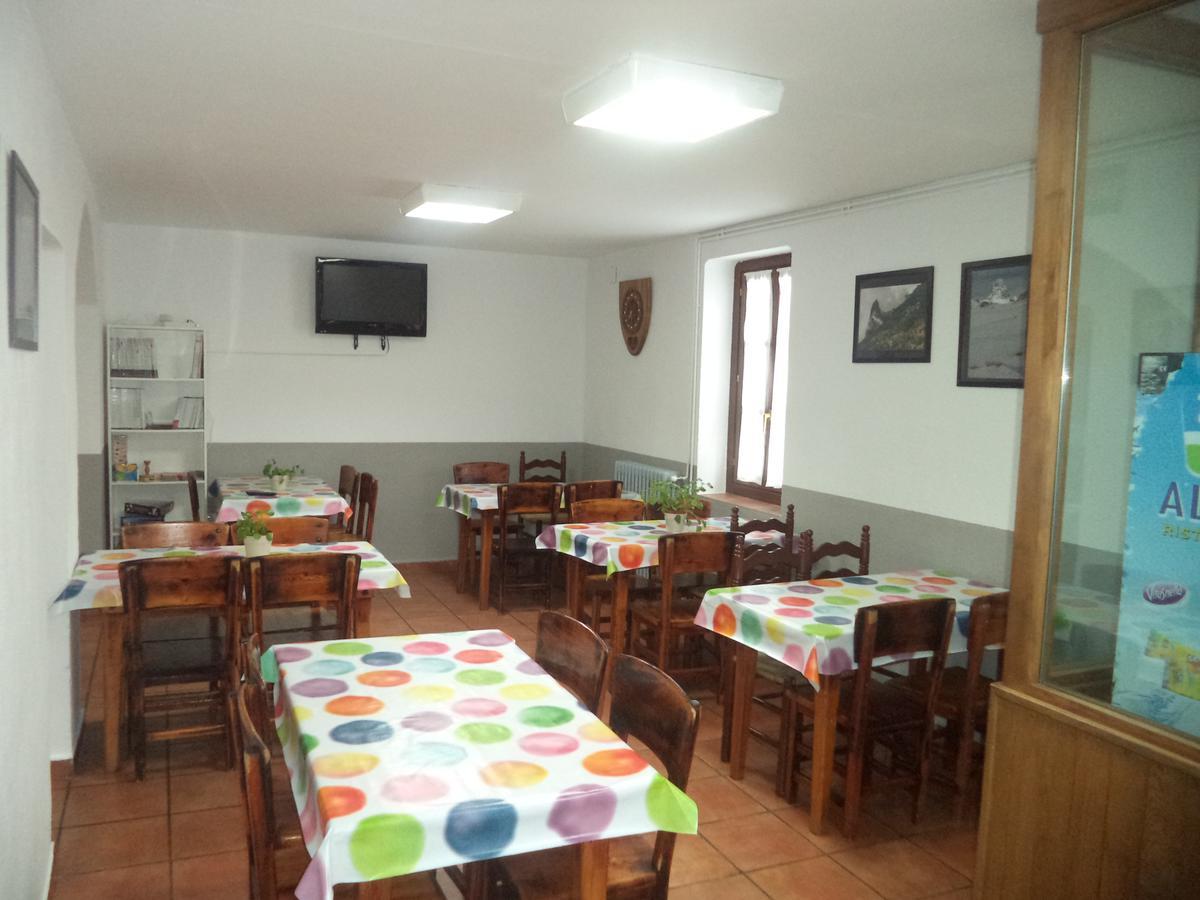 Albergue De Canfranc Estacion Exteriér fotografie